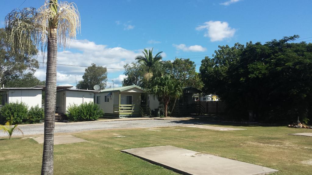 Bushchooks Travellers Village Bororen Exteriér fotografie